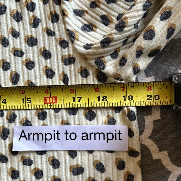 Beach Riot cropped top szXS - Picture 12 of 16